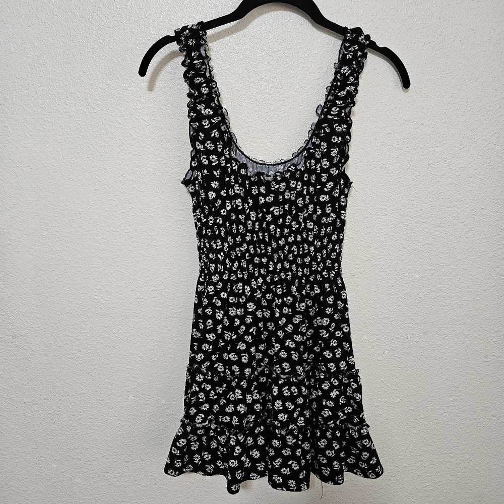 Urban Outfitters mini roushing upper part with ruffles size s/p - Picture 11 of 14